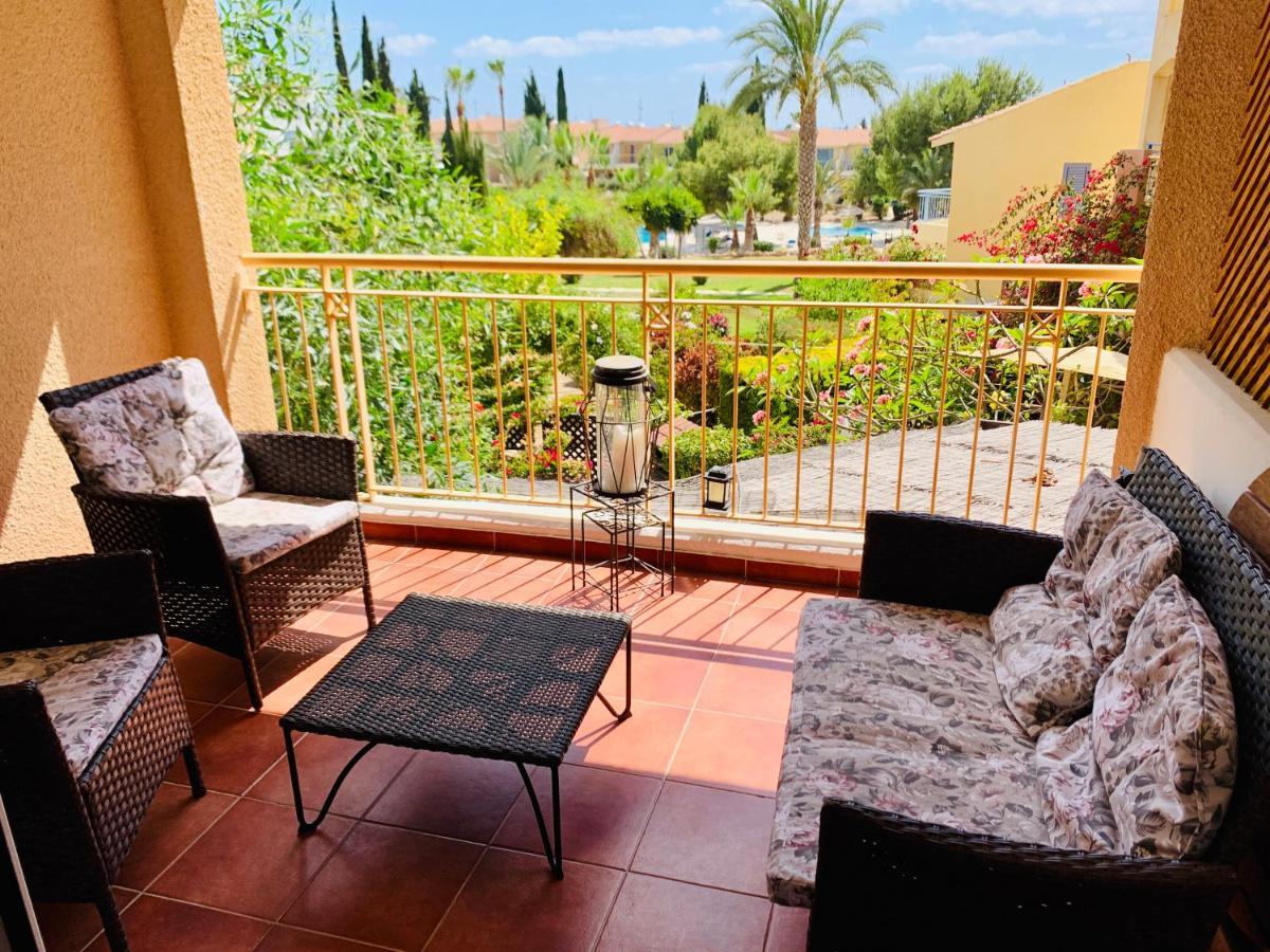 101 Hippo In Popular Regina Gardens * Paphos